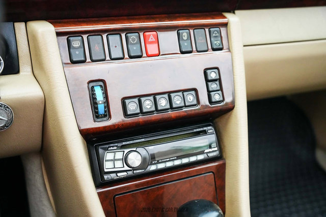Used 1995 Mercedes-Benz E 320 Convertible image 54