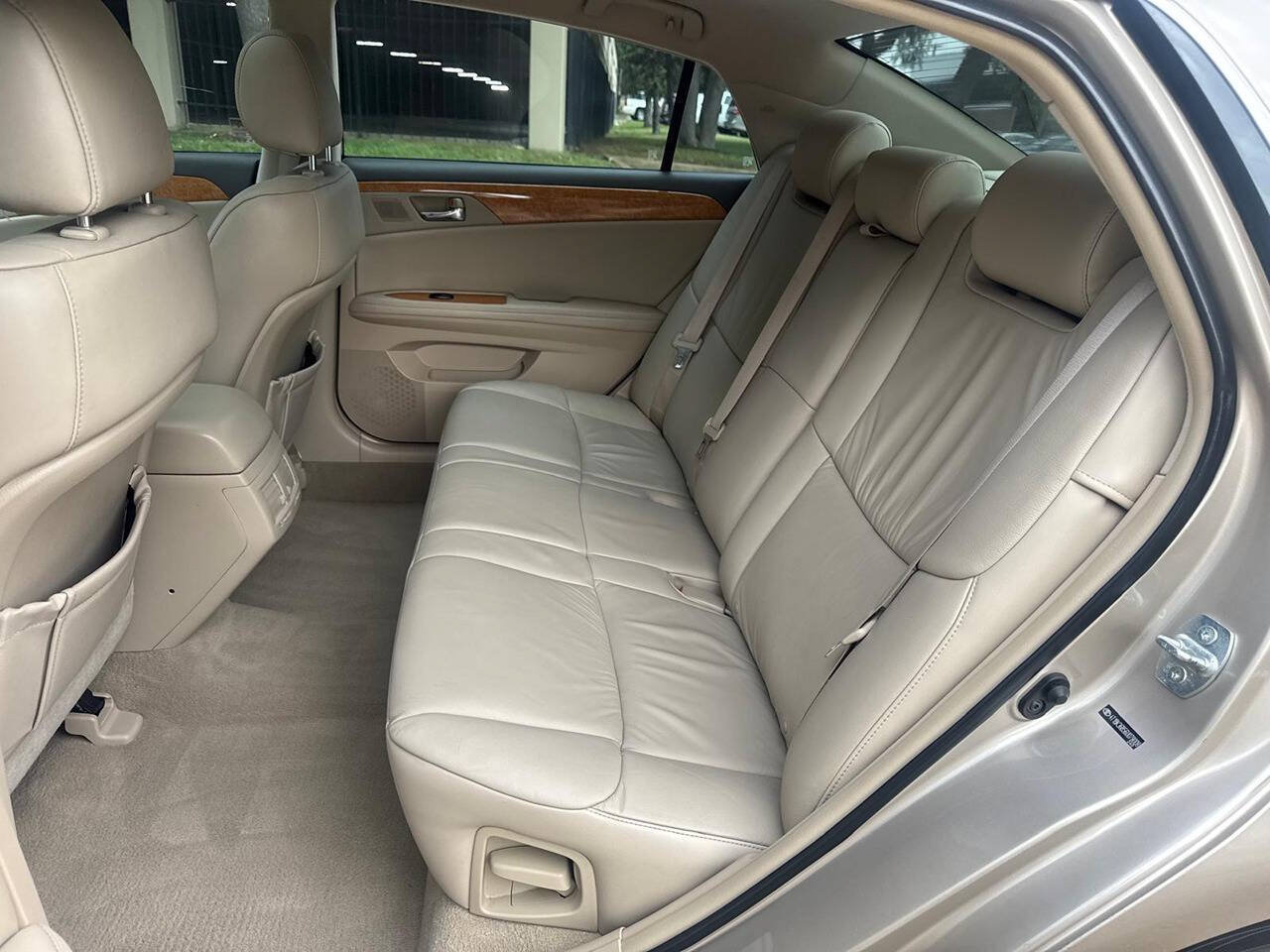 Used 2006 Toyota Avalon XLS FWD image 19