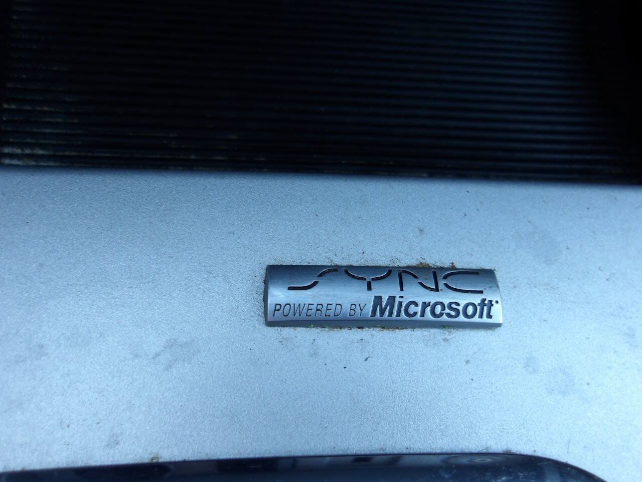 Used 2010 Mercury Mariner 2WD image 16