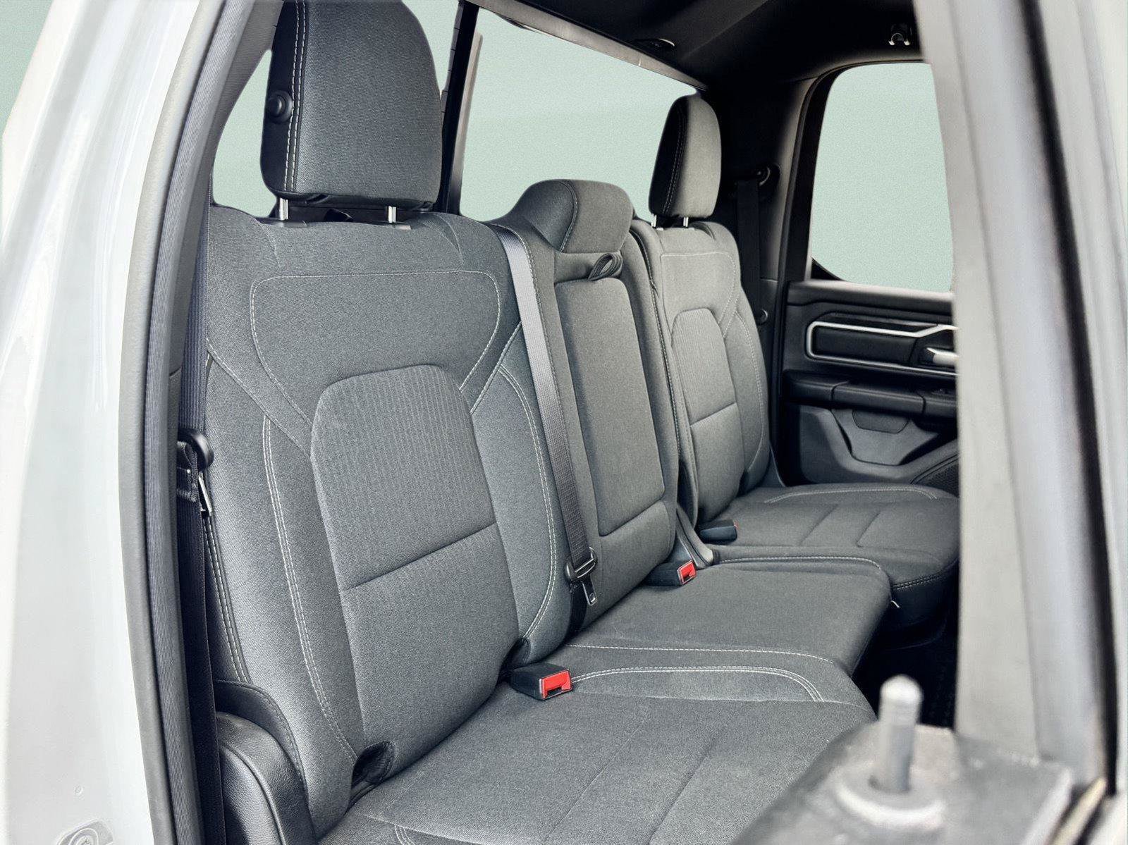 Used 2021 RAM 1500 Big Horn RWD image 35