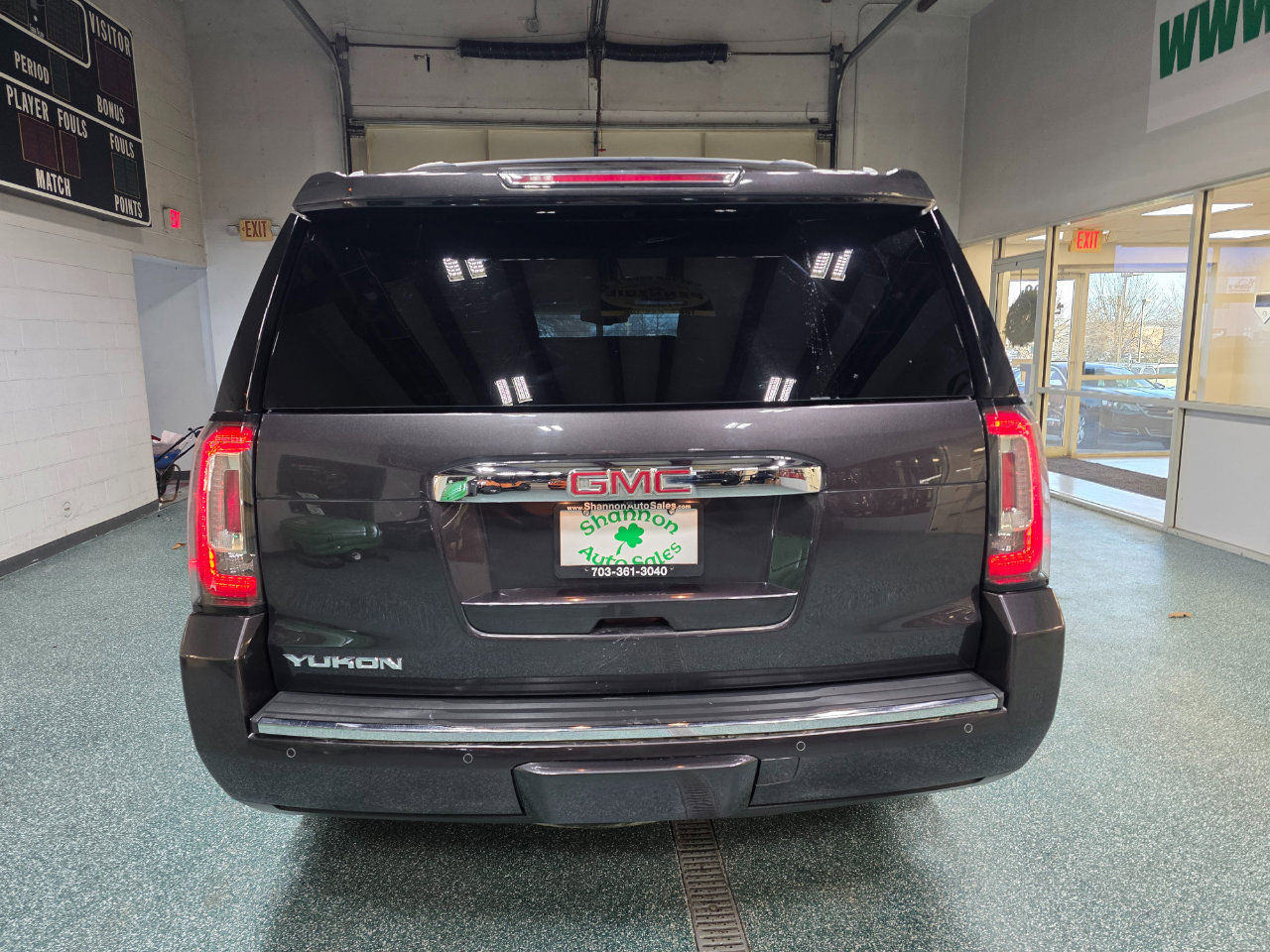 Used 2017 GMC Yukon Denali w/ Open Road Package image 7