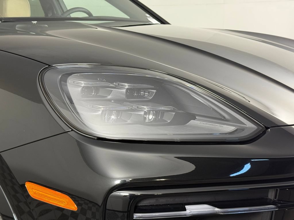 Certified 2026 Porsche Cayenne Coupe AWD/4WD image 14