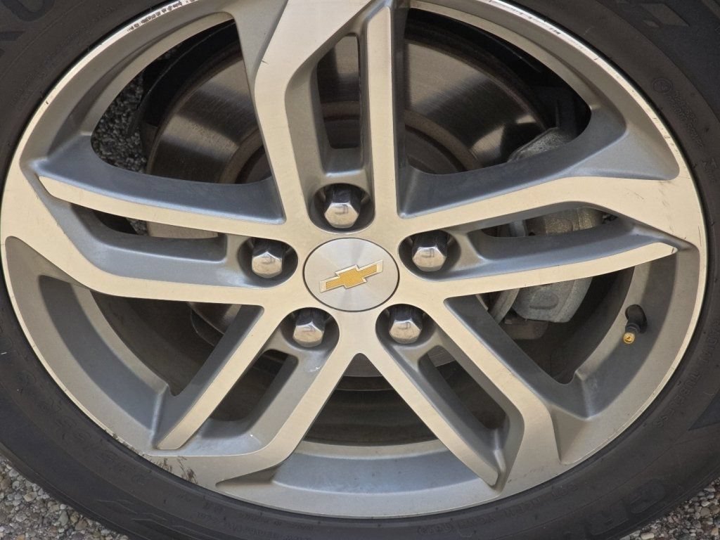 Used 2016 Chevrolet Equinox LTZ w/ Enhanced Convenience Package AWD/4WD image 11