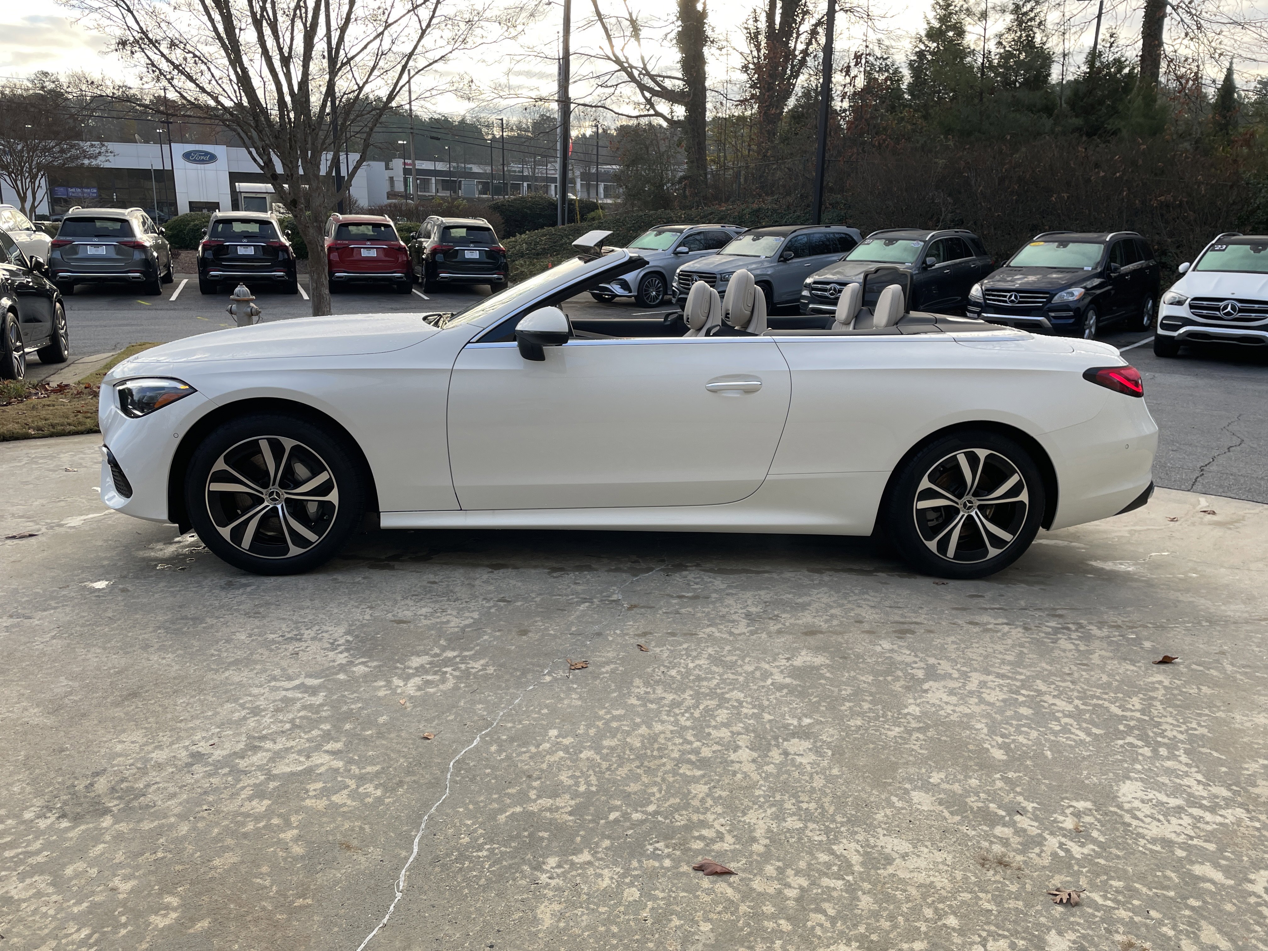 Certified 2024 Mercedes-Benz CLE 300 4MATIC Cabriolet image 24