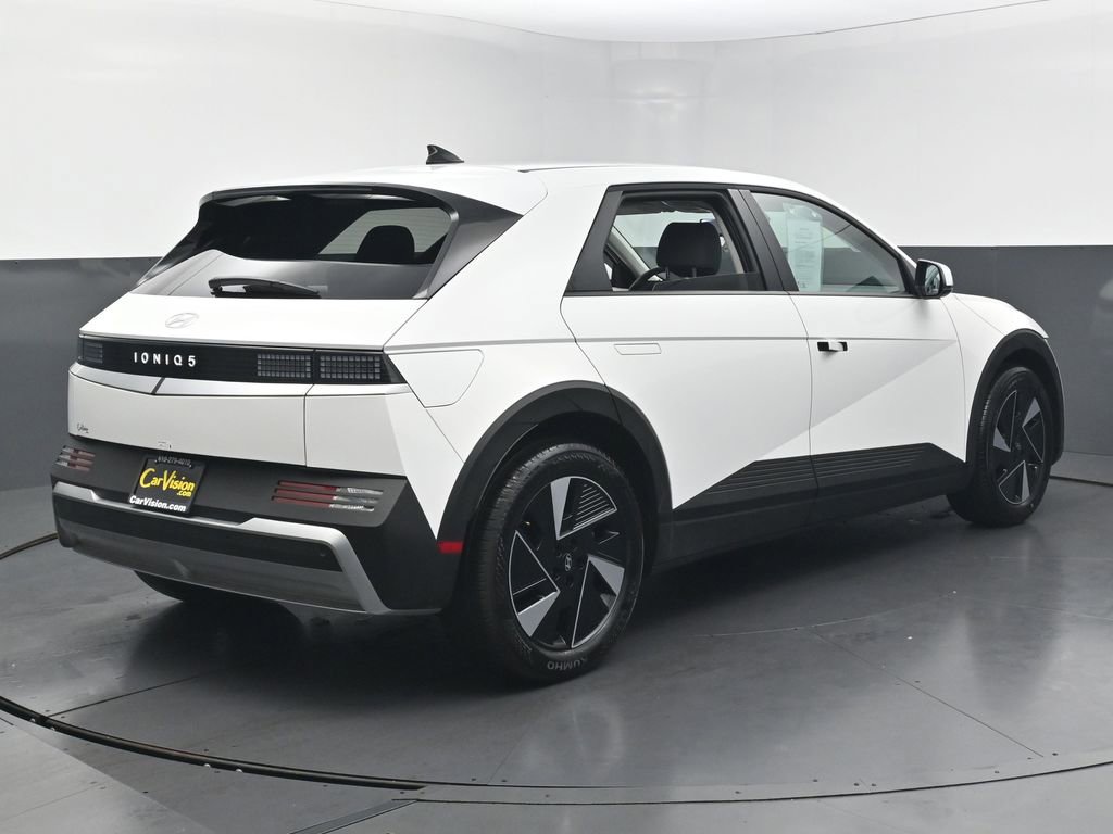 Used 2025 Hyundai Ioniq 5 SE RWD image 5