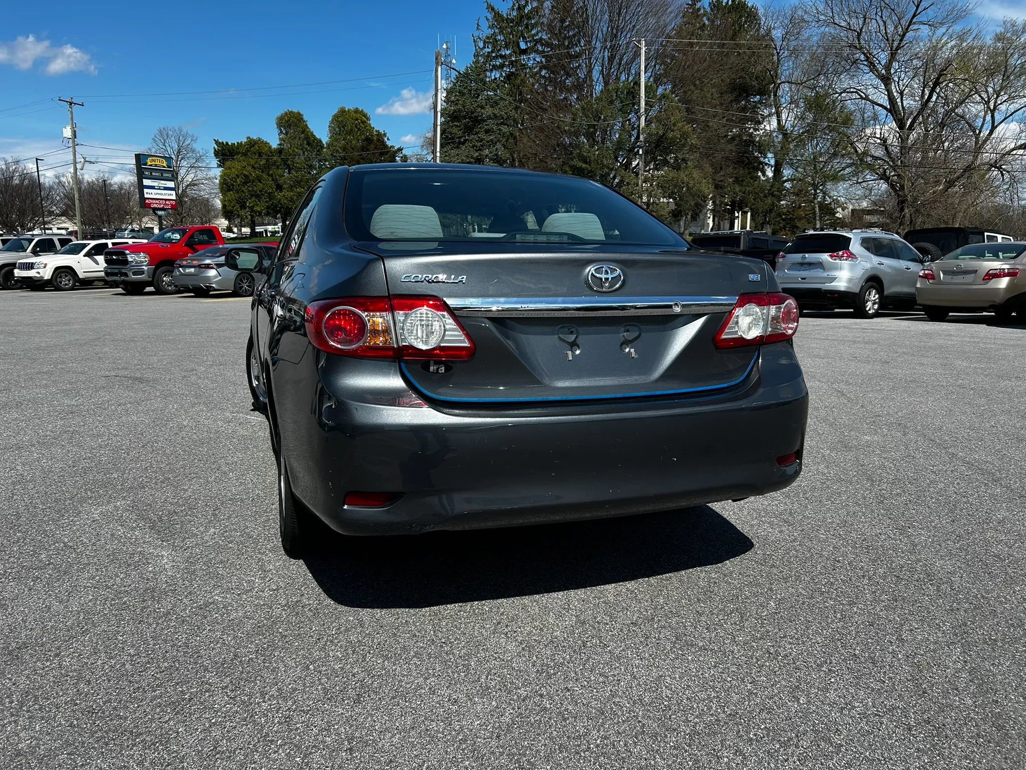 Used 2011 Toyota Corolla LE image 7
