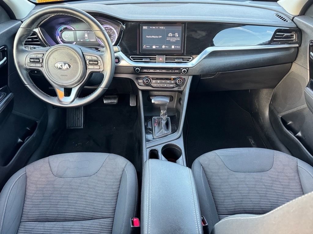 Used 2021 Kia Niro LXS image 12