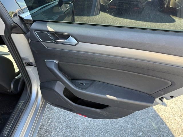 Used 2020 Volkswagen Arteon SE FWD image 17