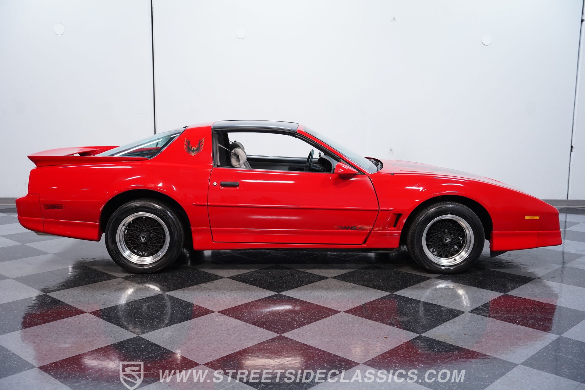 Used 1989 Pontiac Firebird Trans Am RWD image 12