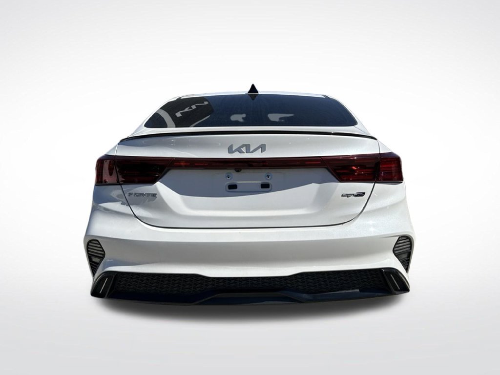 Used 2023 Kia Forte GT-Line w/ GT-Line Premium Package FWD image 9