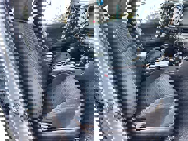 Used 2021 Toyota Tacoma SR5 w/ Trail Edition image 12