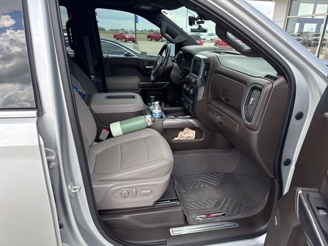Used 2021 Chevrolet Silverado 1500 LTZ w/ LTZ Premium Package AWD/4WD image 11