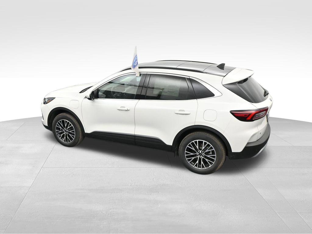 New 2025 Ford Escape SE image 32