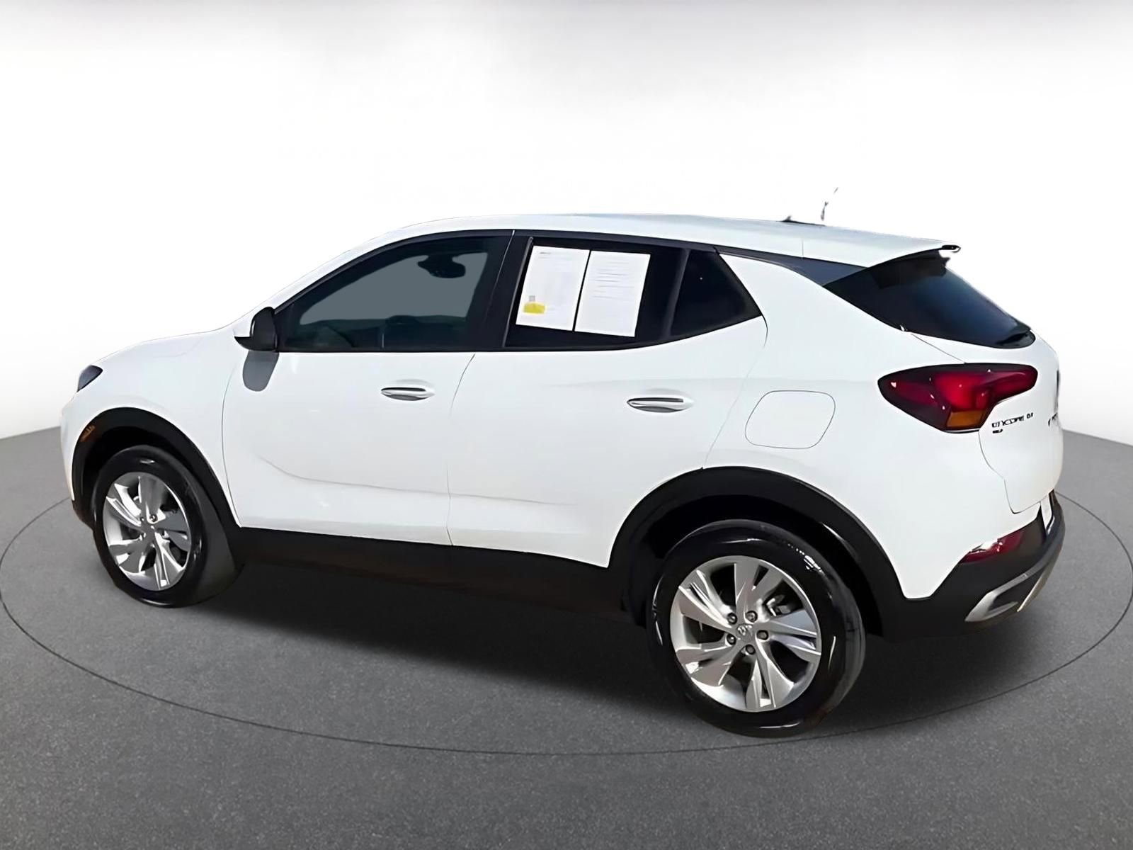 Used 2025 Buick Encore GX Preferred image 9