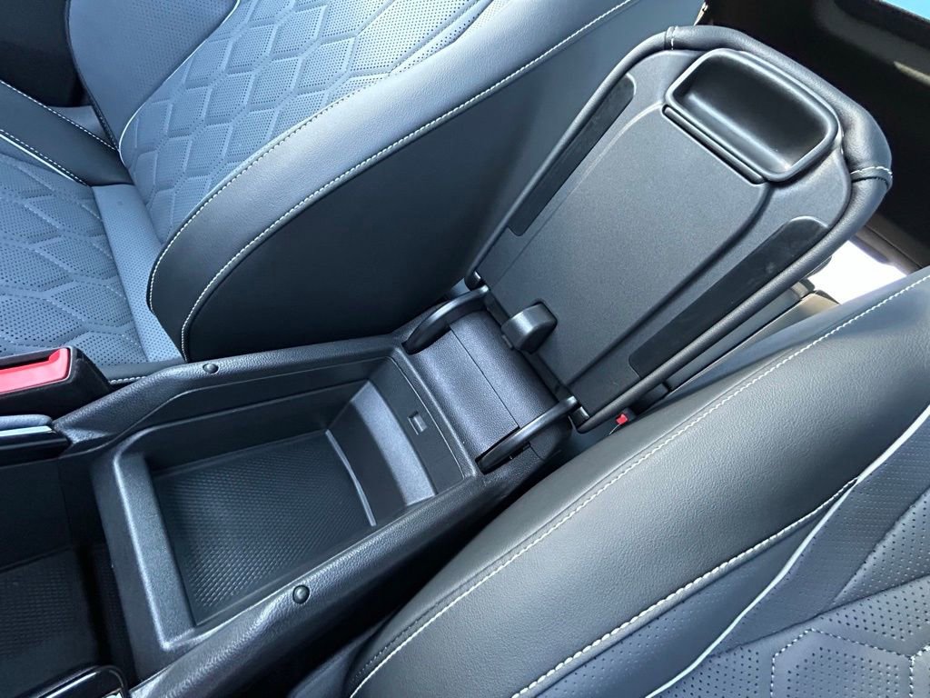 Used 2026 Volkswagen Tiguan SEL R-Line image 34