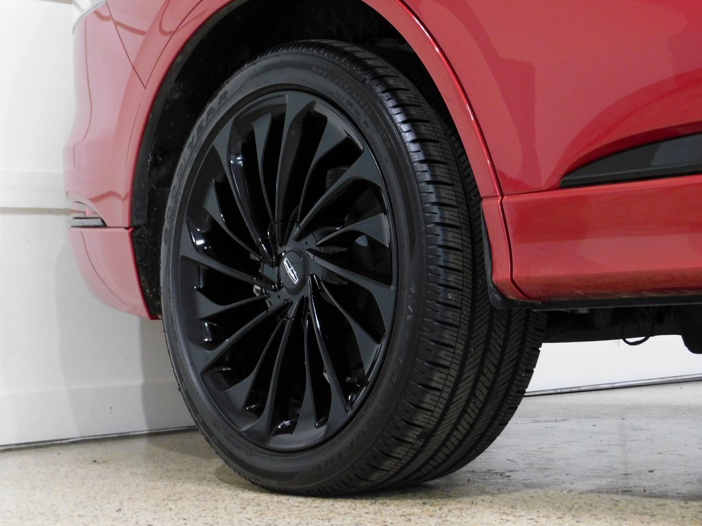 Used 2025 Lincoln Aviator Reserve w/ Equipment Group 201A image 9