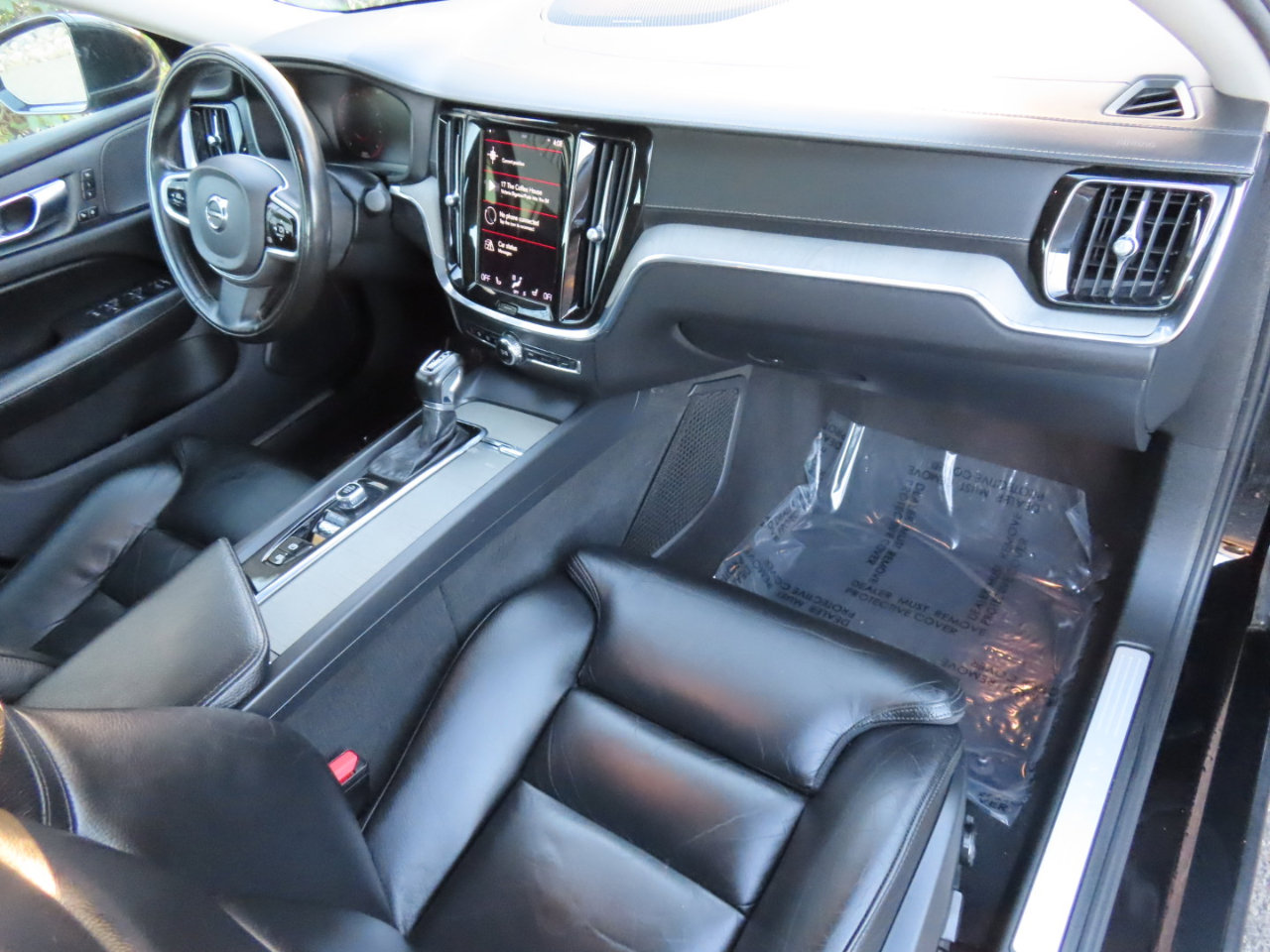 Used 2021 Volvo S60 T6 Inscription image 17