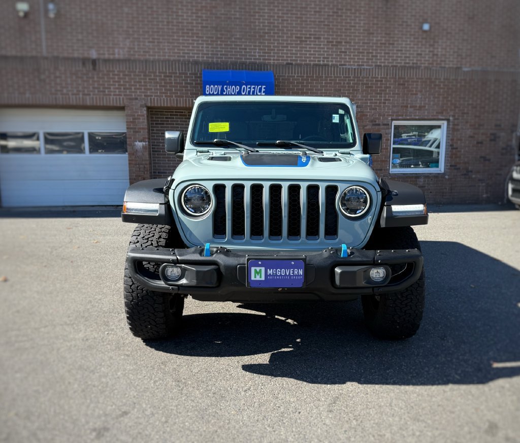 Used 2023 Jeep Wrangler Unlimited Rubicon 4xe w/ Steel Bumper Group AWD/4WD image 2