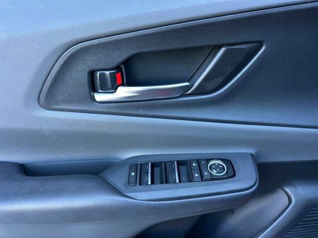 Used 2024 Toyota Prius XLE FWD image 11