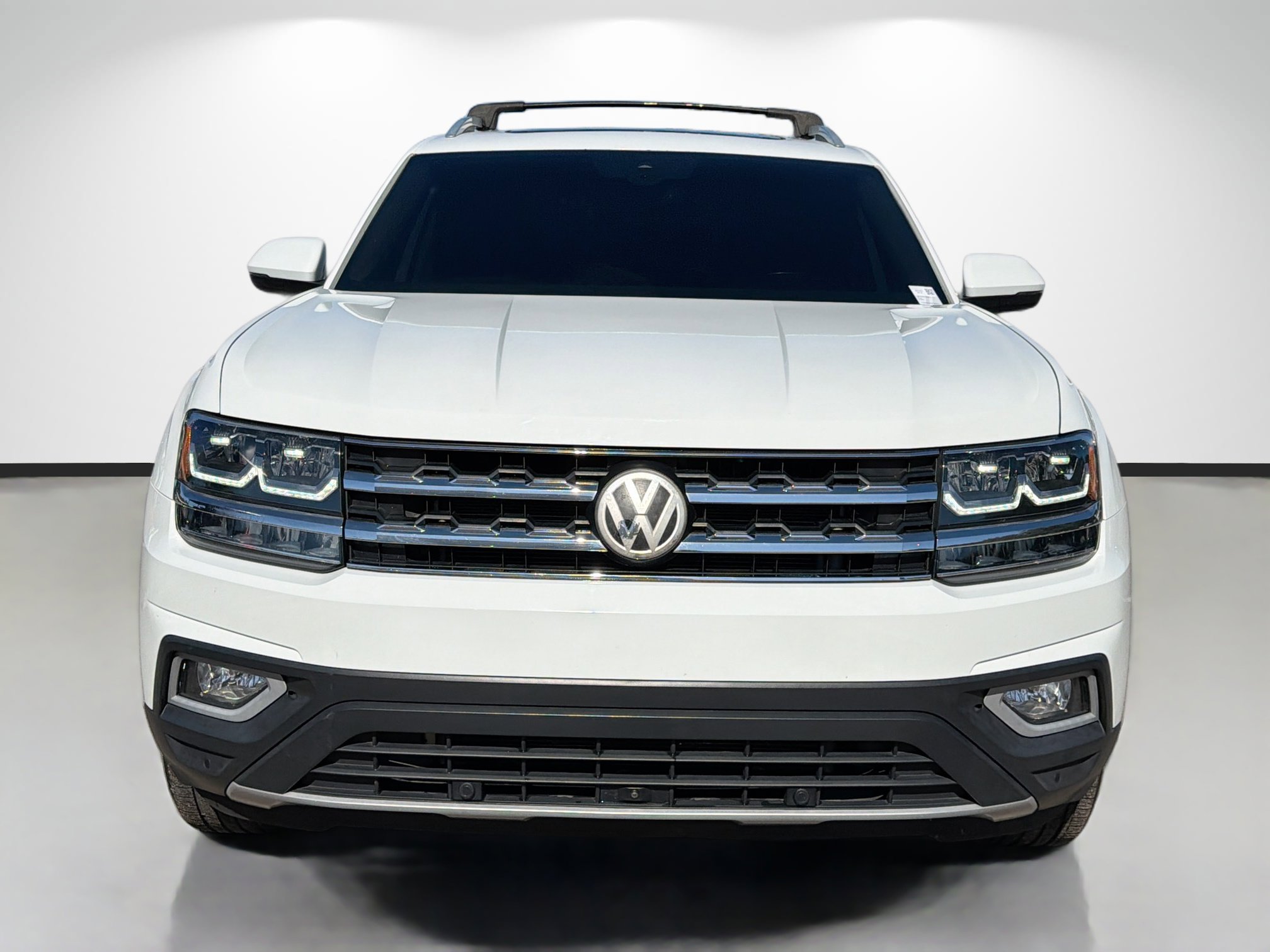 Used 2018 Volkswagen Atlas SEL Premium image 8