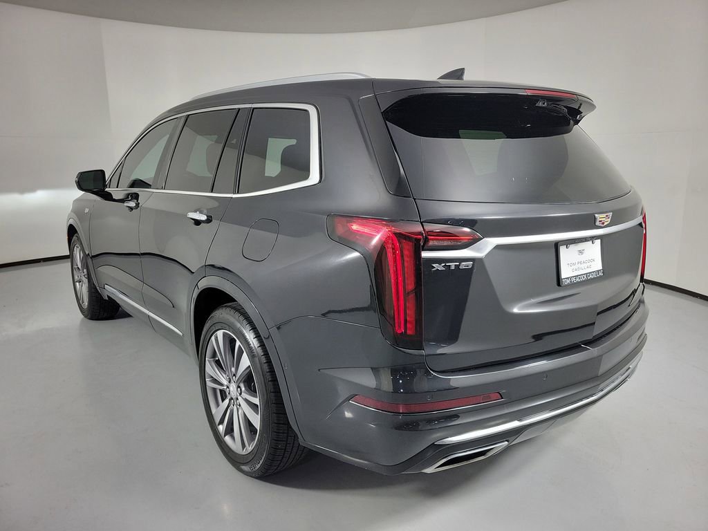 Used 2020 Cadillac XT6 Premium Luxury image 3