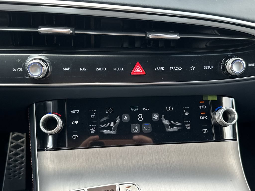 New 2026 Genesis GV70 3.5T Sport Advanced AWD/4WD image 20