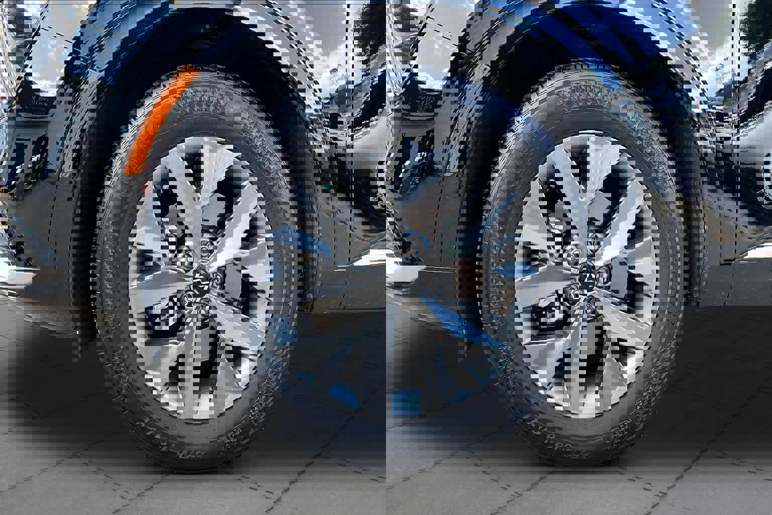 Used 2023 Kia Sportage SX image 11