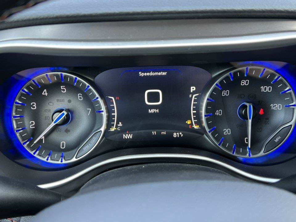 New 2027 Chrysler Pacifica Select AWD/4WD image 20