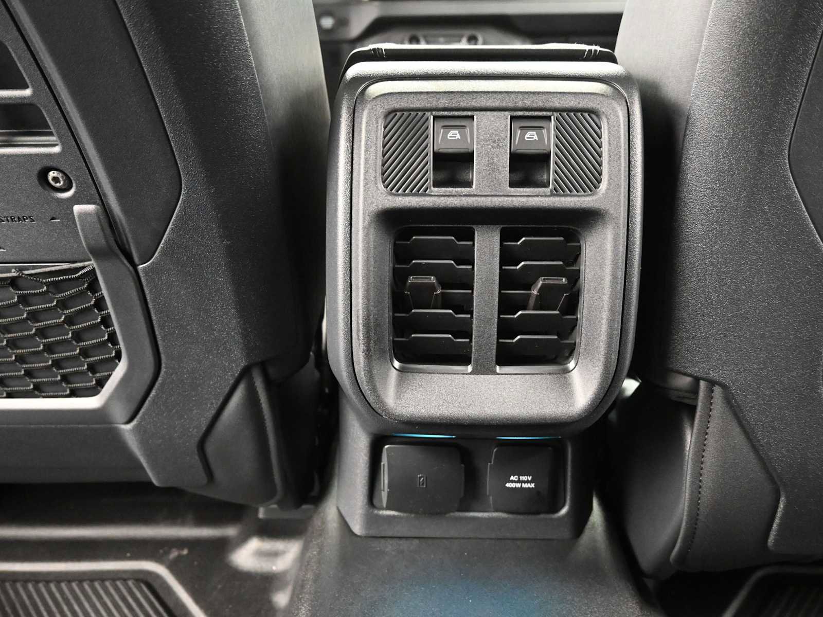 New 2025 Ford Bronco Badlands image 15