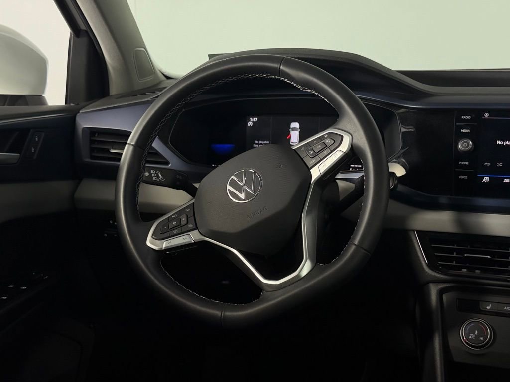 Used 2022 Volkswagen Taos SE AWD/4WD image 16