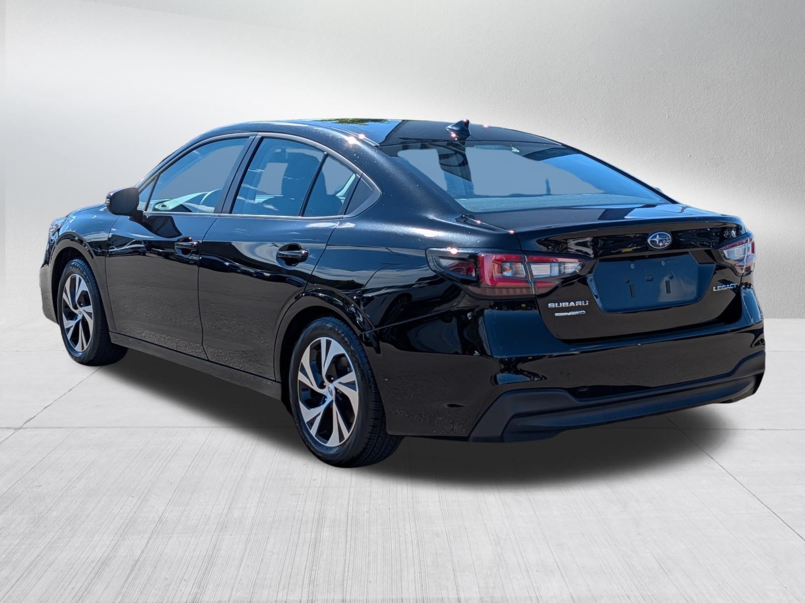Certified 2025 Subaru Legacy Premium AWD/4WD image 5