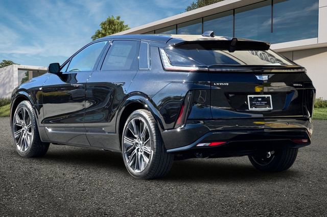 New 2026 Cadillac Lyriq Signature Sport w/ LPO, Floor Liner Package image 6