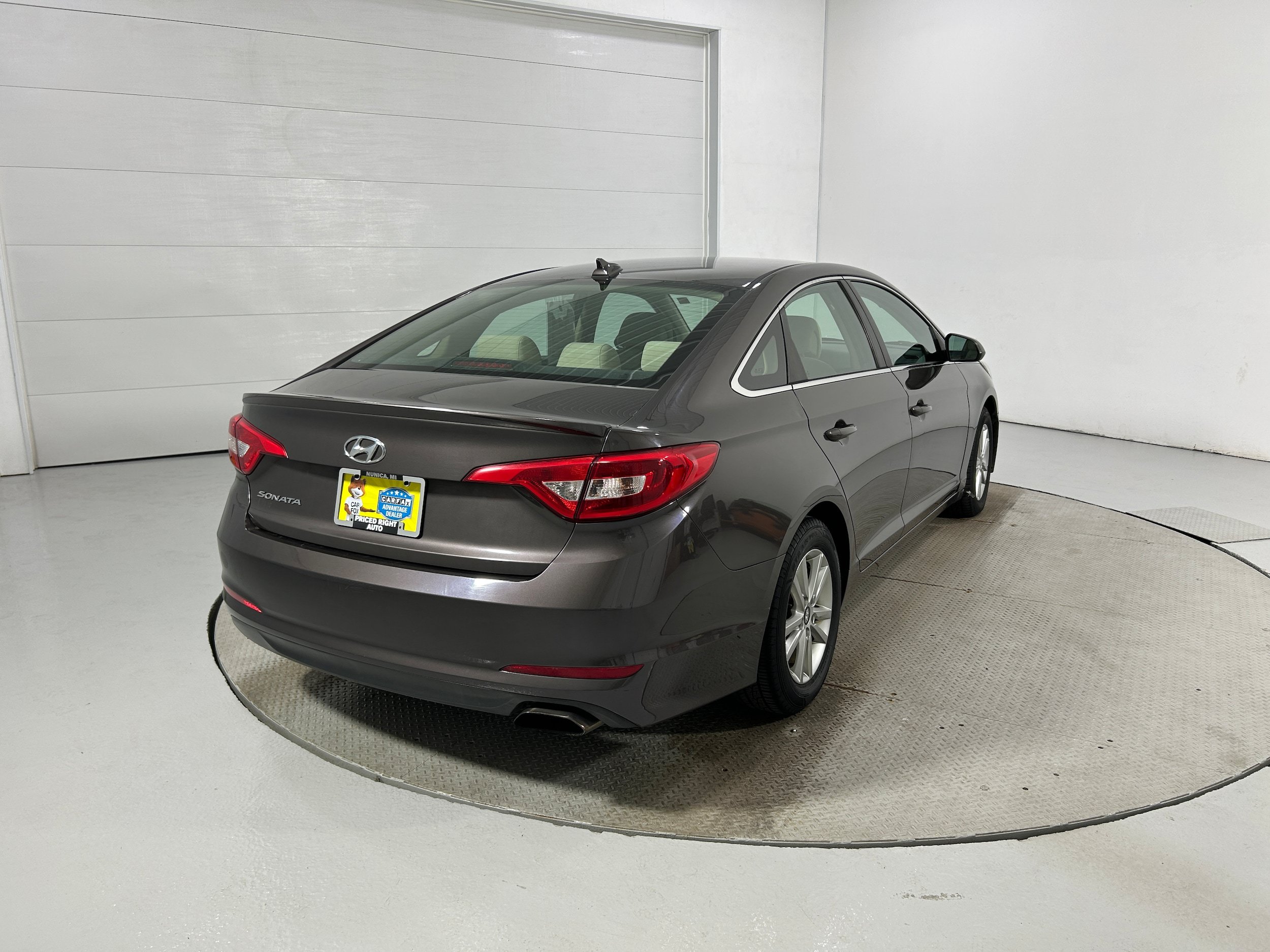 Used 2017 Hyundai Sonata SE FWD image 31