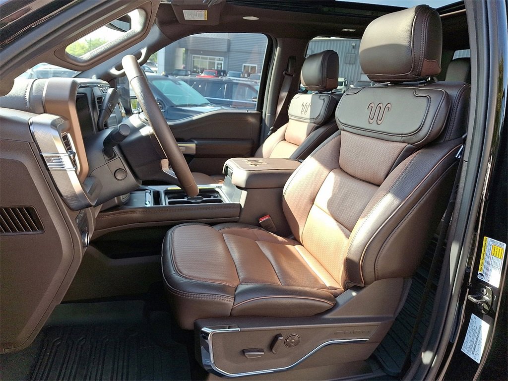 Used 2024 Ford F350 King Ranch image 13