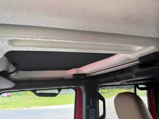 Certified 2020 Jeep Gladiator Rubicon AWD/4WD image 39