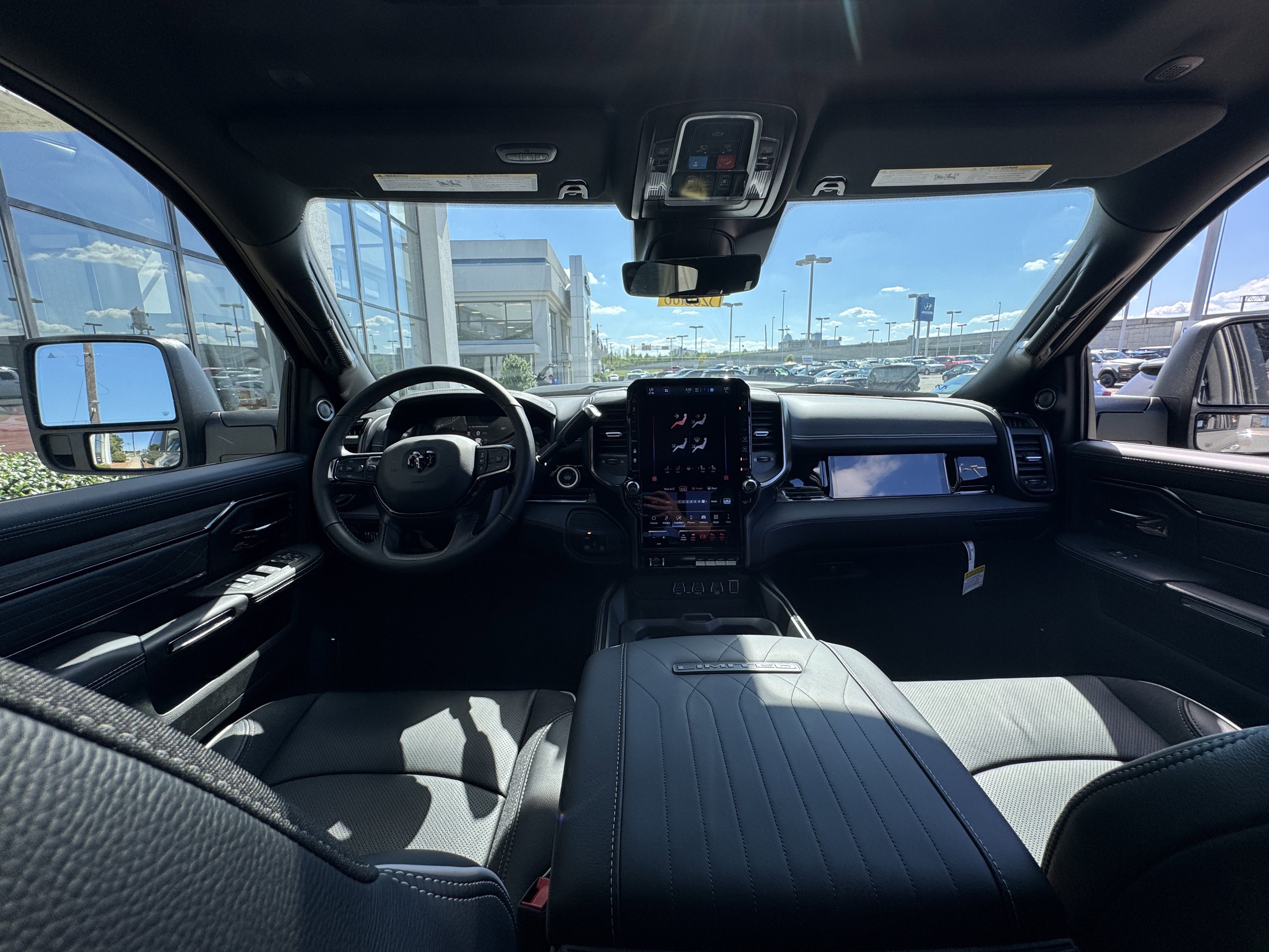 New 2026 RAM 2500 Limited image 30