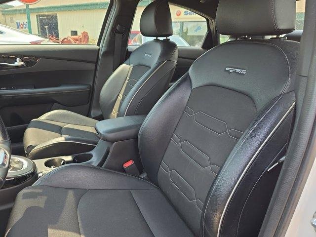 Used 2021 Kia Forte GT-Line image 17