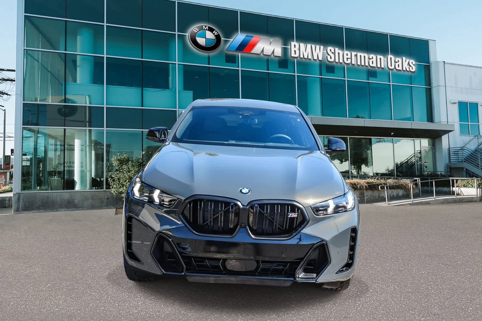 New 2027 BMW X6 M60i AWD/4WD image 2