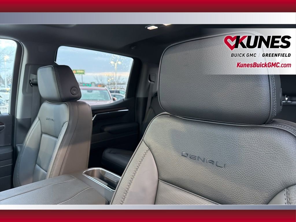 New 2026 GMC Sierra 1500 Denali w/ Denali Reserve Package image 17