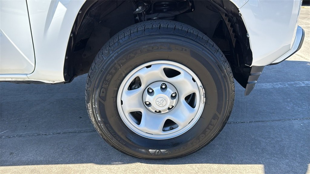 Used 2023 Toyota Tacoma SR image 34