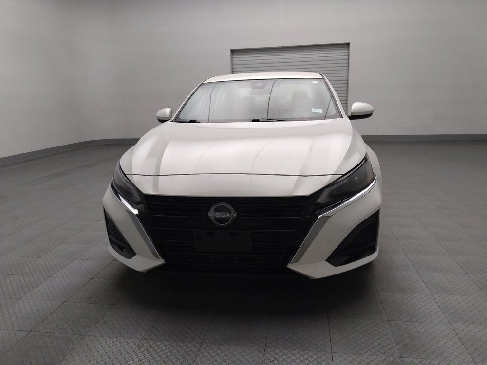 Used 2023 Nissan Altima 2.5 SV image 15