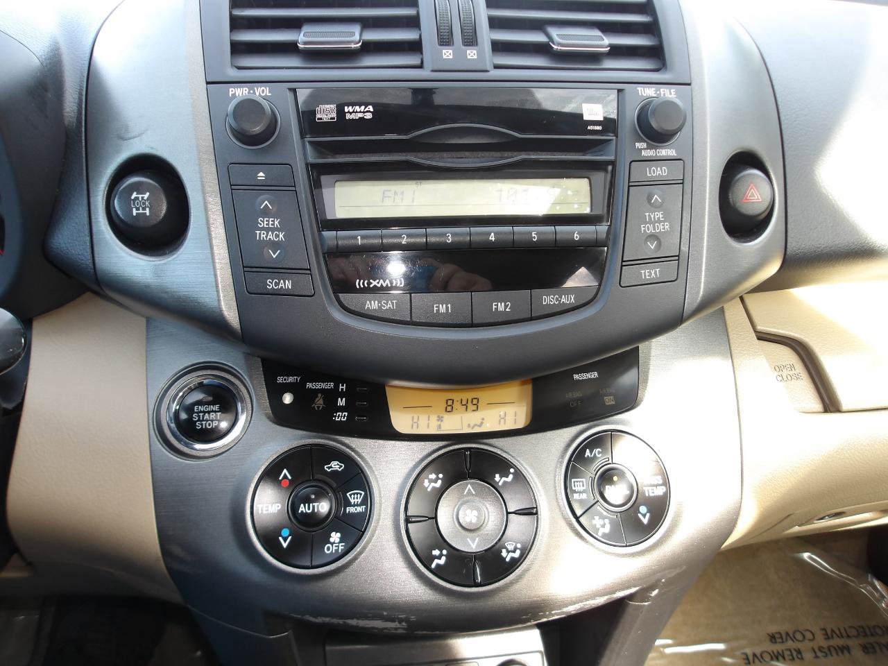 Used 2010 Toyota RAV4 Limited AWD/4WD image 21