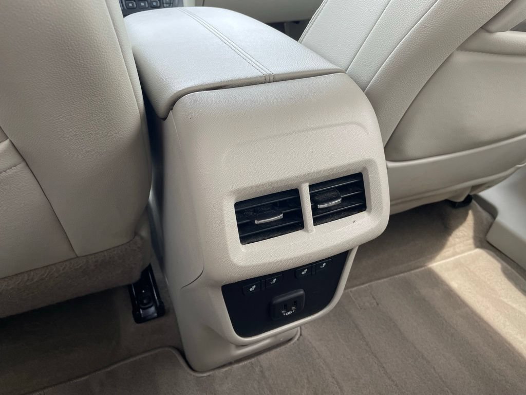 Used 2020 GMC Terrain Denali w/ Denali Premium Package AWD/4WD image 28