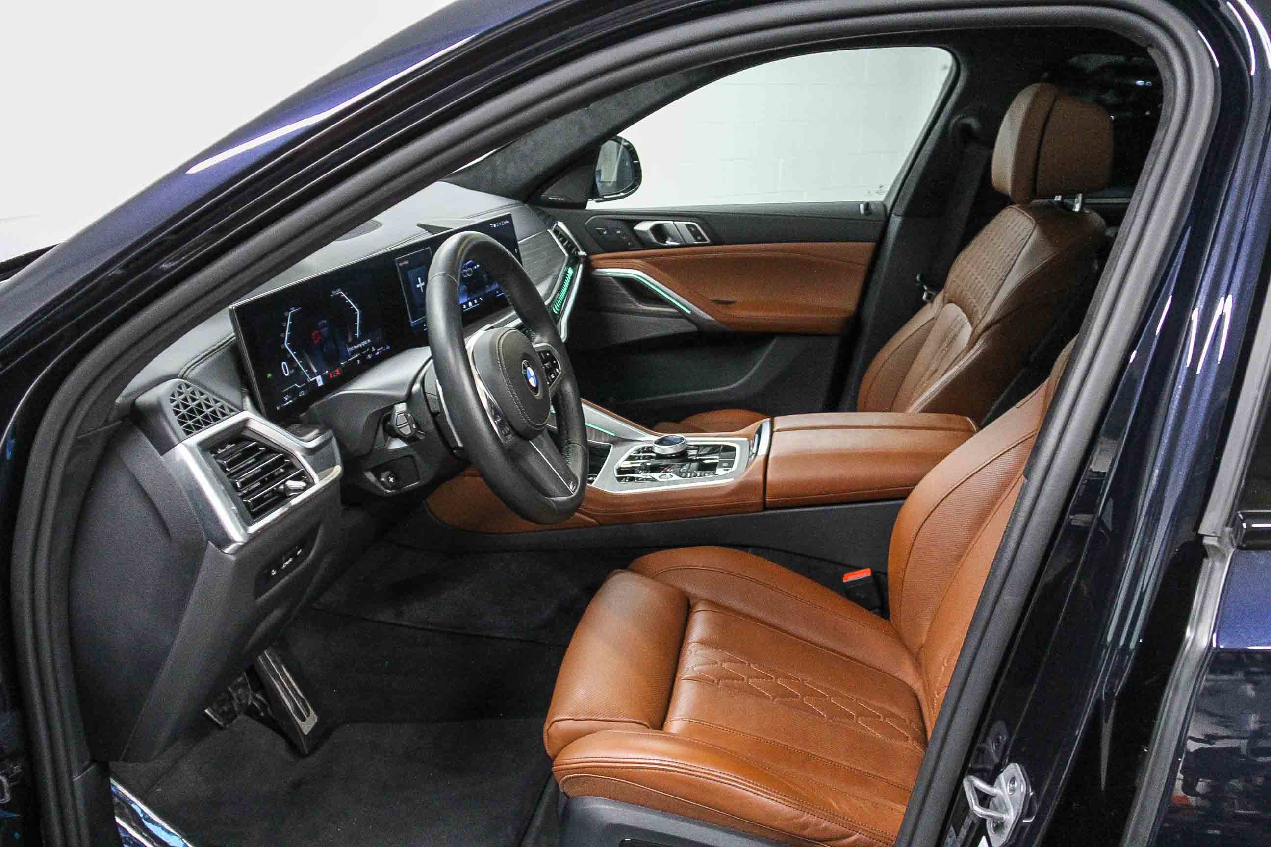 Used 2024 BMW X6 xDrive40i w/ Executive Package image 19