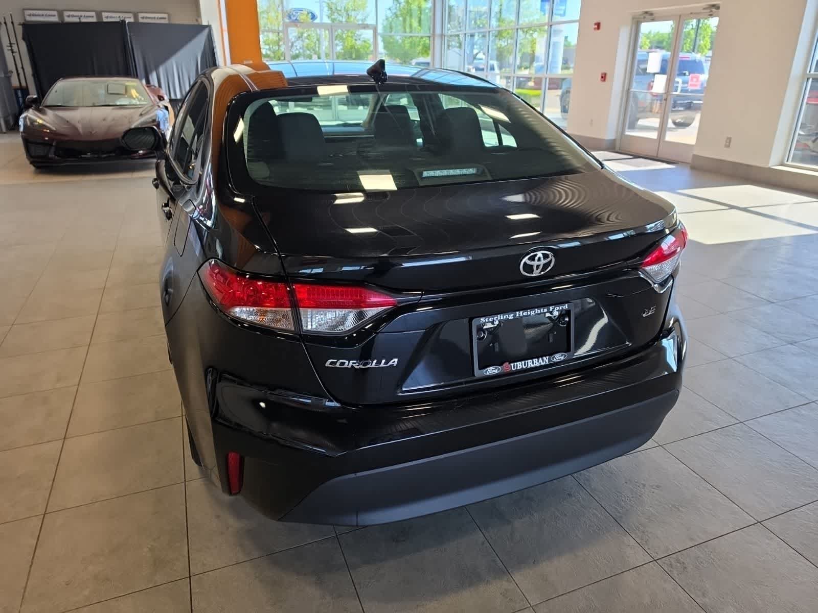 Used 2024 Toyota Corolla LE FWD image 10