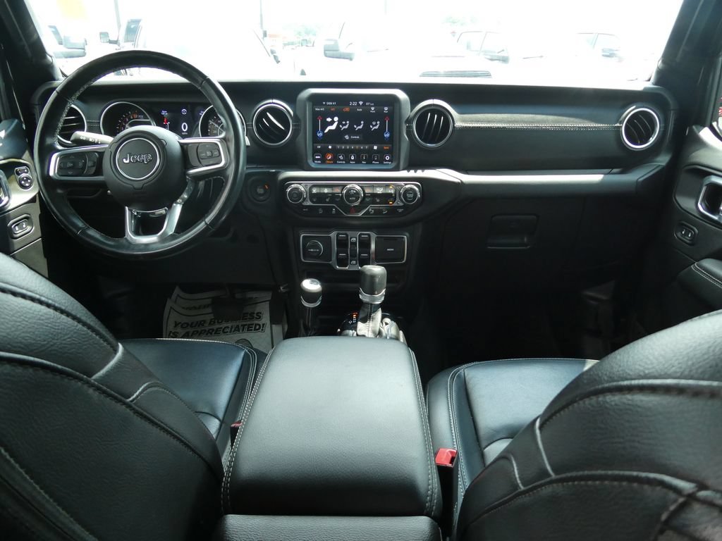 Used 2020 Jeep Wrangler Unlimited Sahara AWD/4WD image 21