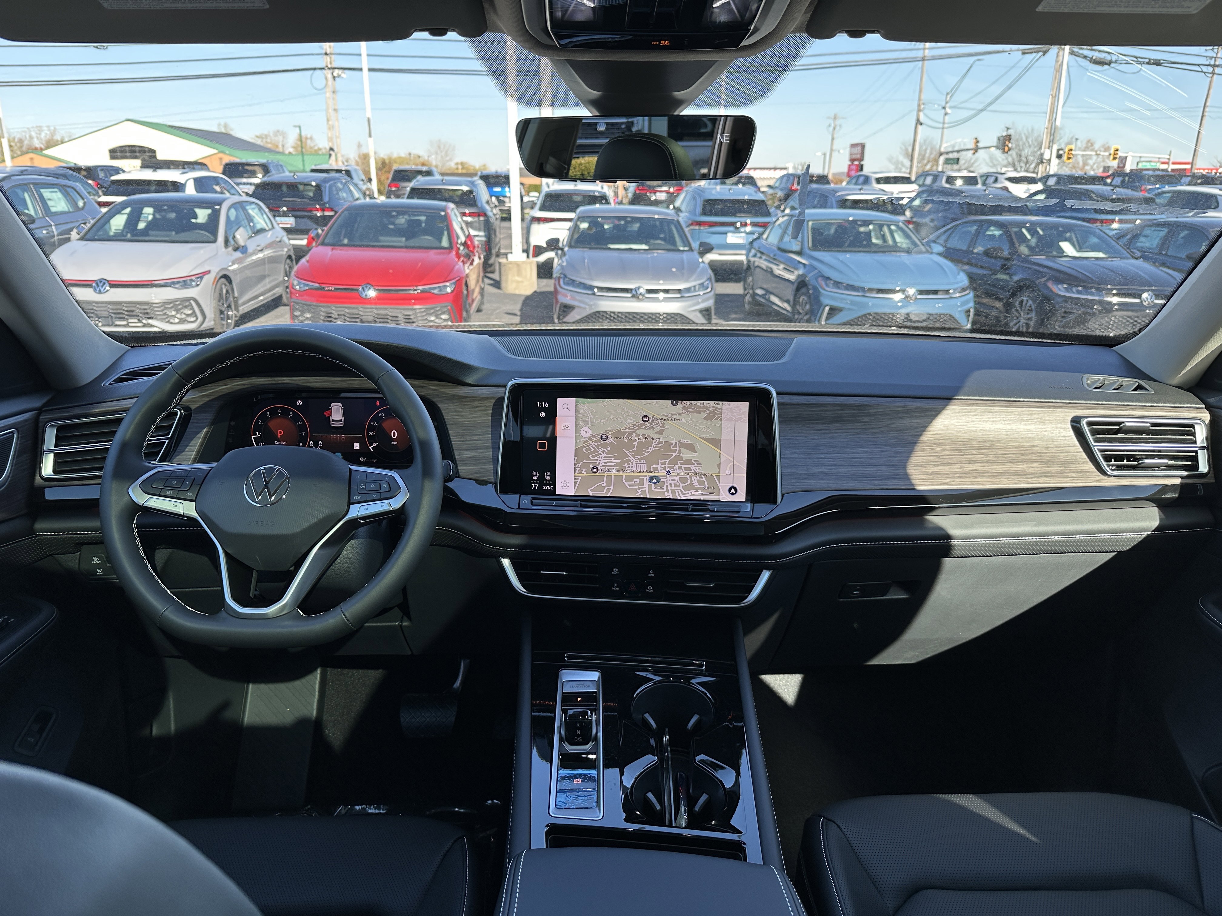 New 2026 Volkswagen Atlas SEL image 9