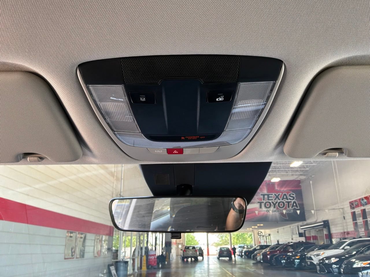 Used 2026 Kia Sportage LX FWD image 15
