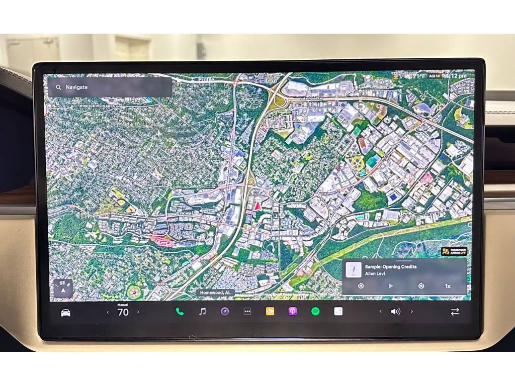 Used 2025 Tesla Model X AWD/4WD image 31
