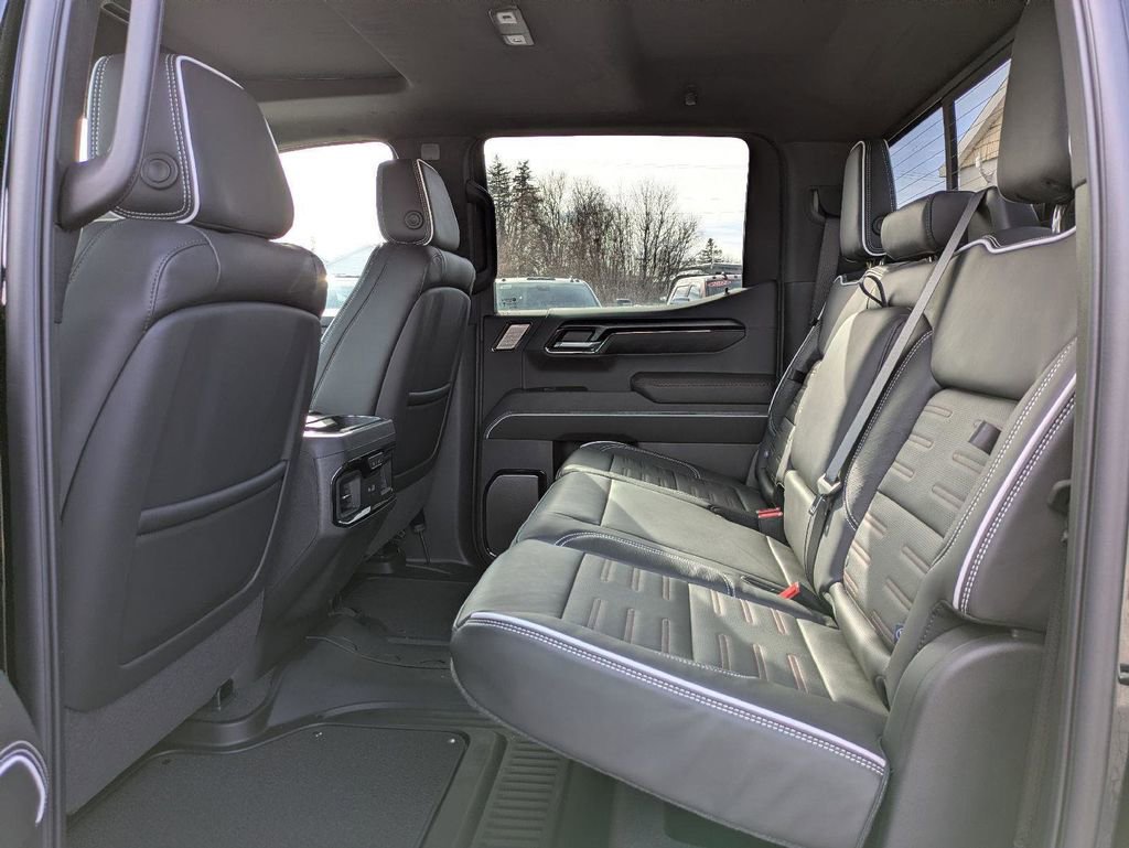 New 2026 GMC Sierra 1500 AT4X AWD/4WD image 4